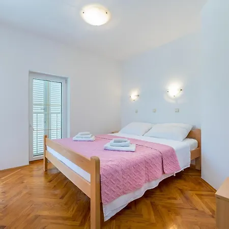 Apartments Melania & Antonia Baska  Exterior photo